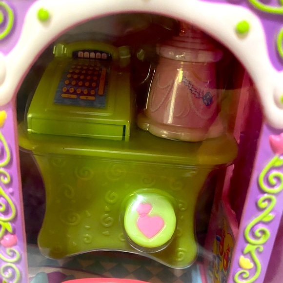 MY LITTLE PONY G3 VTG 2003 CELEBRATION SALON w/AMBERLOCKS & 3 MORE PONY FIGURES - Picture 7 of 16